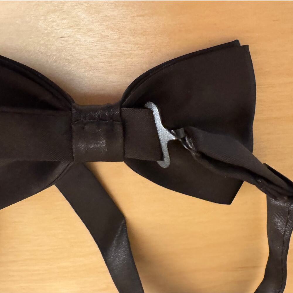 Lot of 2 Clip-On Bow Ties Brown Tweed & Black Pre-Tied Bowties Men’s Accessories - Picture 4 of 4